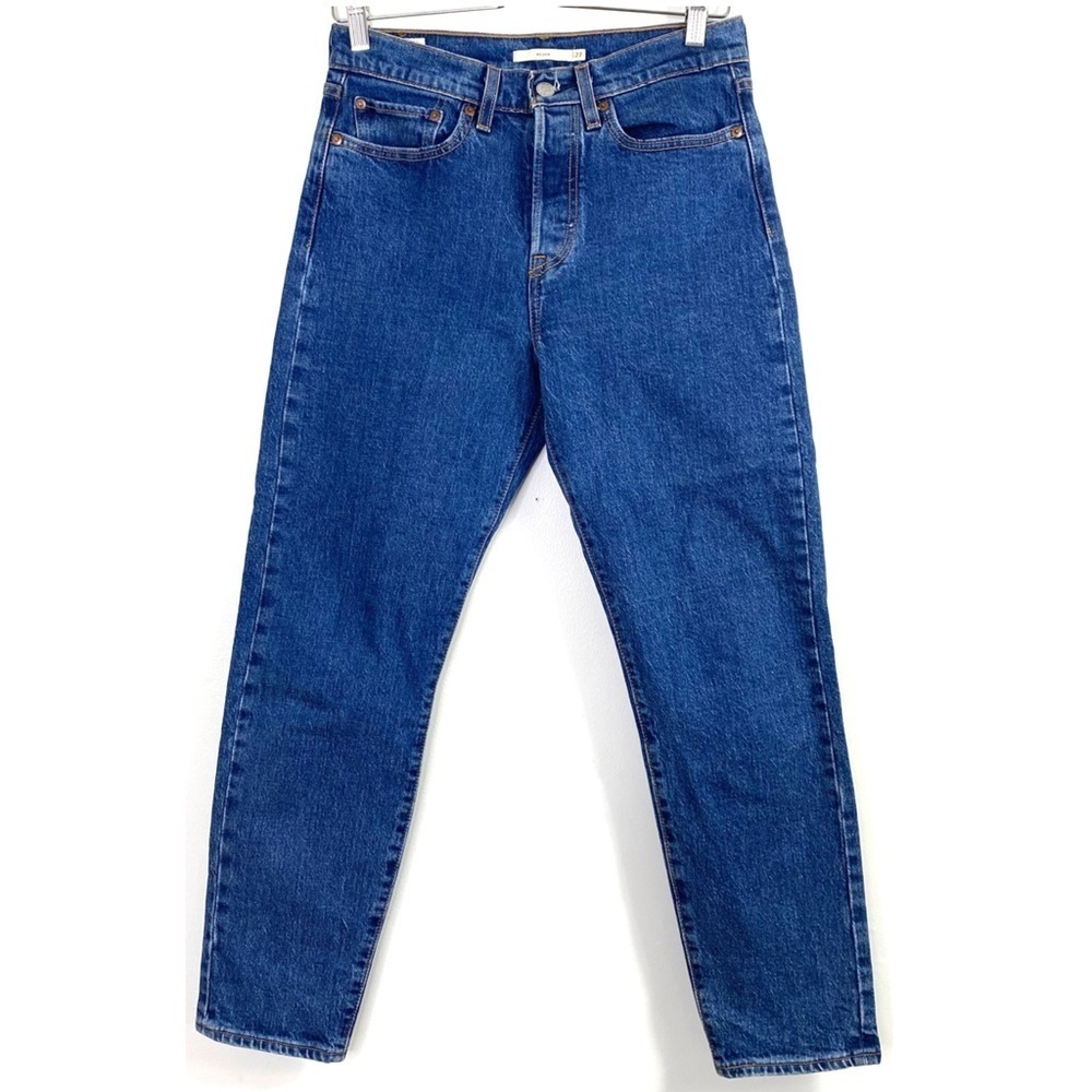 LEVI’S Wedgie Icon High Rise Premium Jeans in Medium Washed Button Fly - Picture 2 of 11